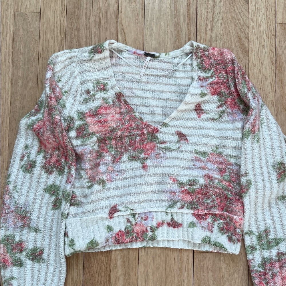 Free people XS Floral V-Neck Sweater - Picture 4 of 5